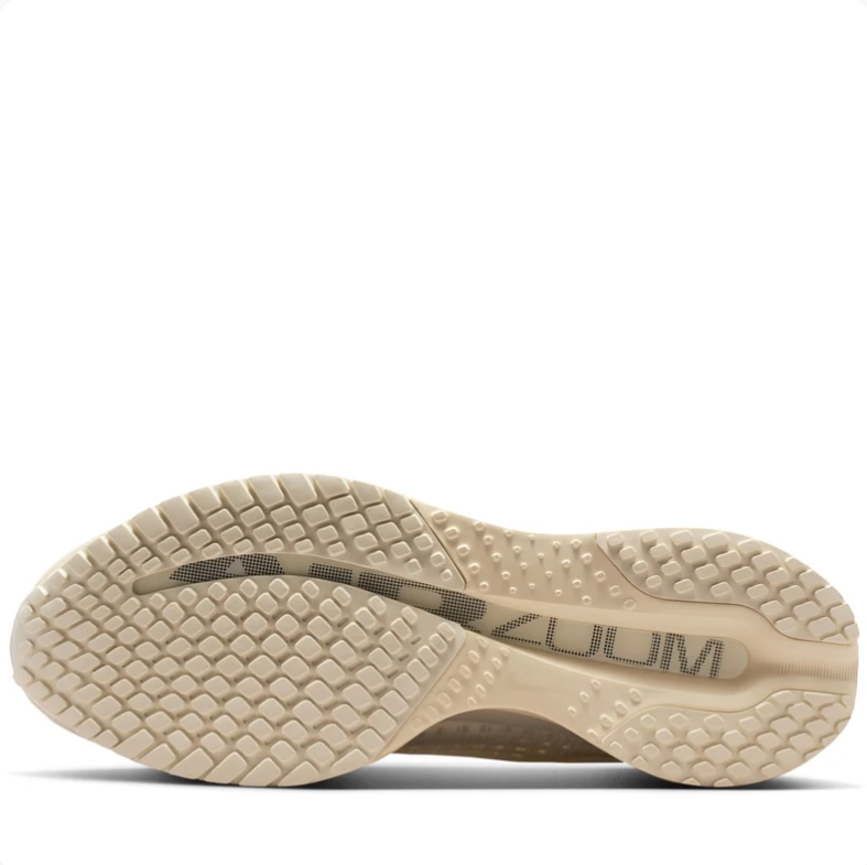 Nike Air Zoom Low-Top Sneakers - Cream & Ivory