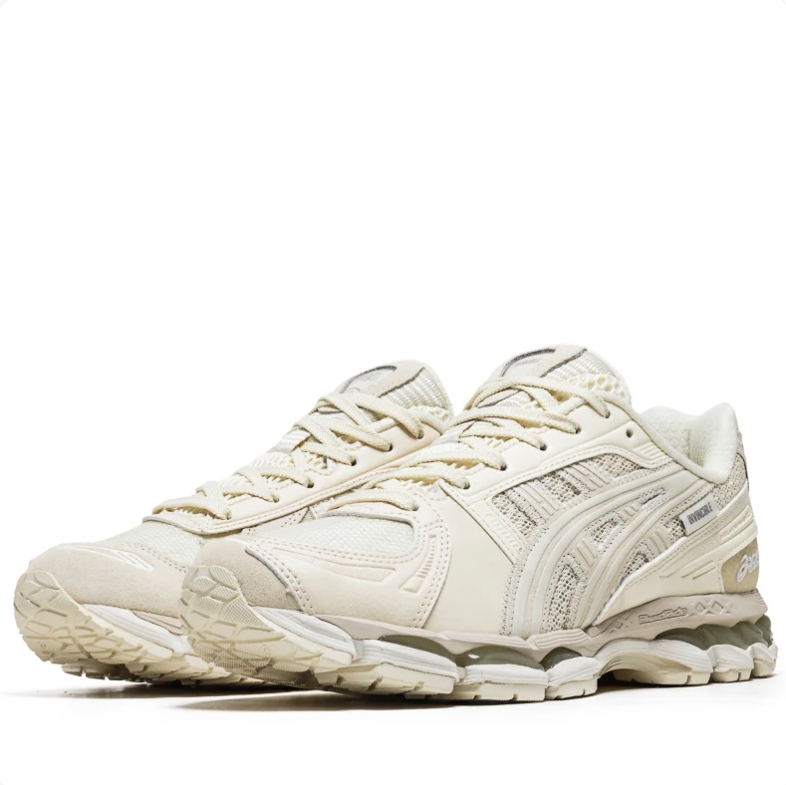 ASICS x INVINCIBLE Low-Top Sneakers - Cream & Beige