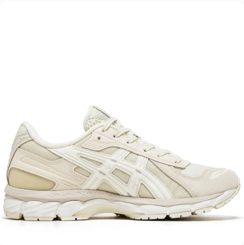 ASICS x INVINCIBLE Low-Top Sneakers - Cream & Beige