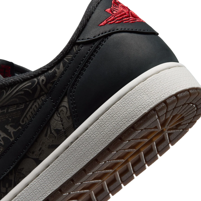 Air Jordan 1 Low Sneakers - Black & Olive Graphic Print