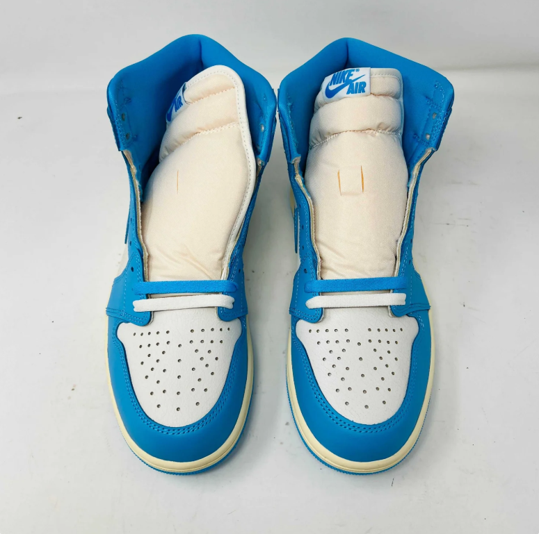 Air Jordan 1 High Sneakers - Blue & White with Cream Midsole