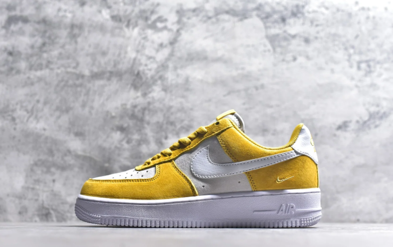 Nike Air Force 1 Low Sneakers - Mustard Yellow & White
